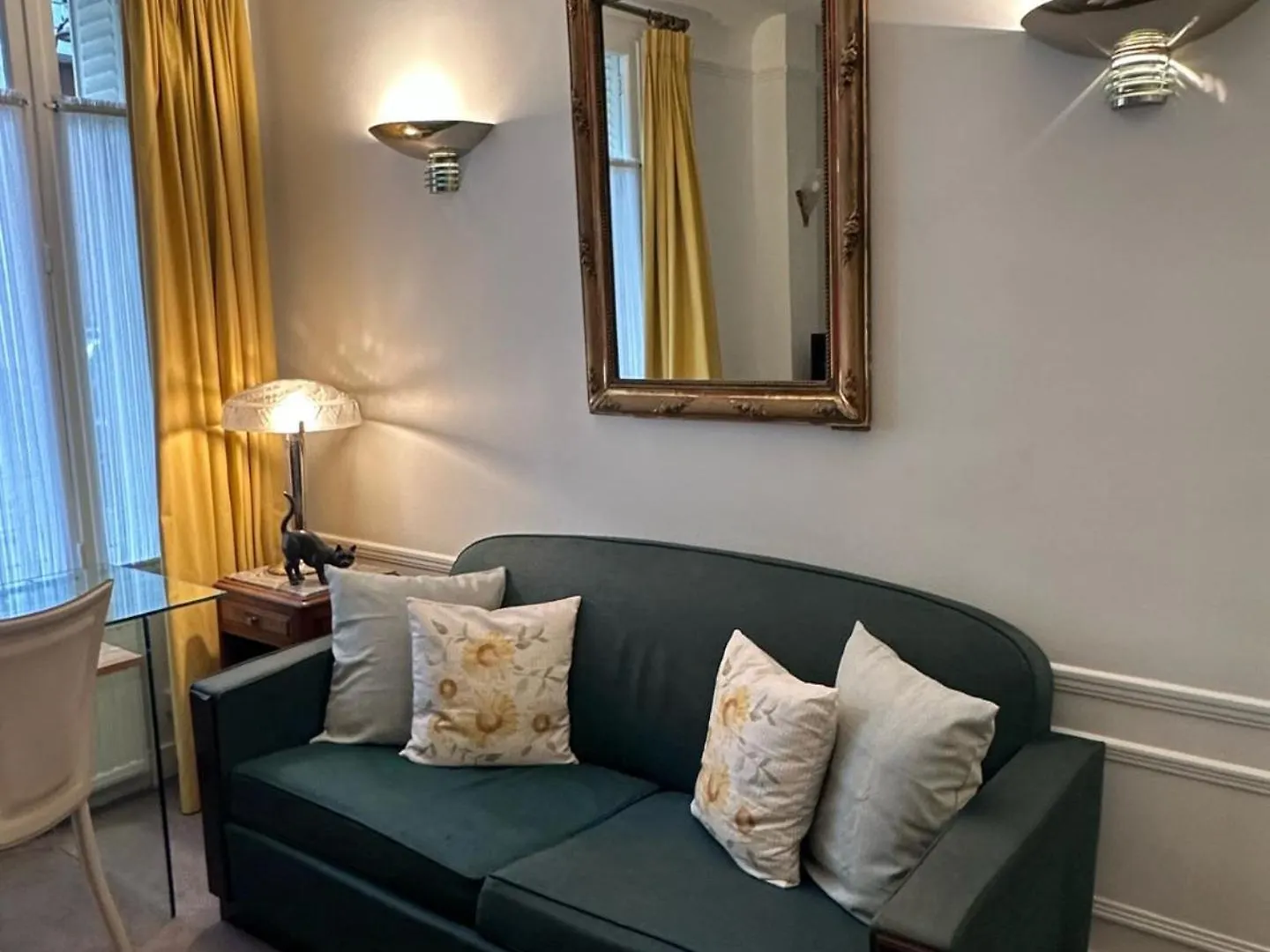 Luxury And Cosy Apartment In Paris, 16E Arrondissement