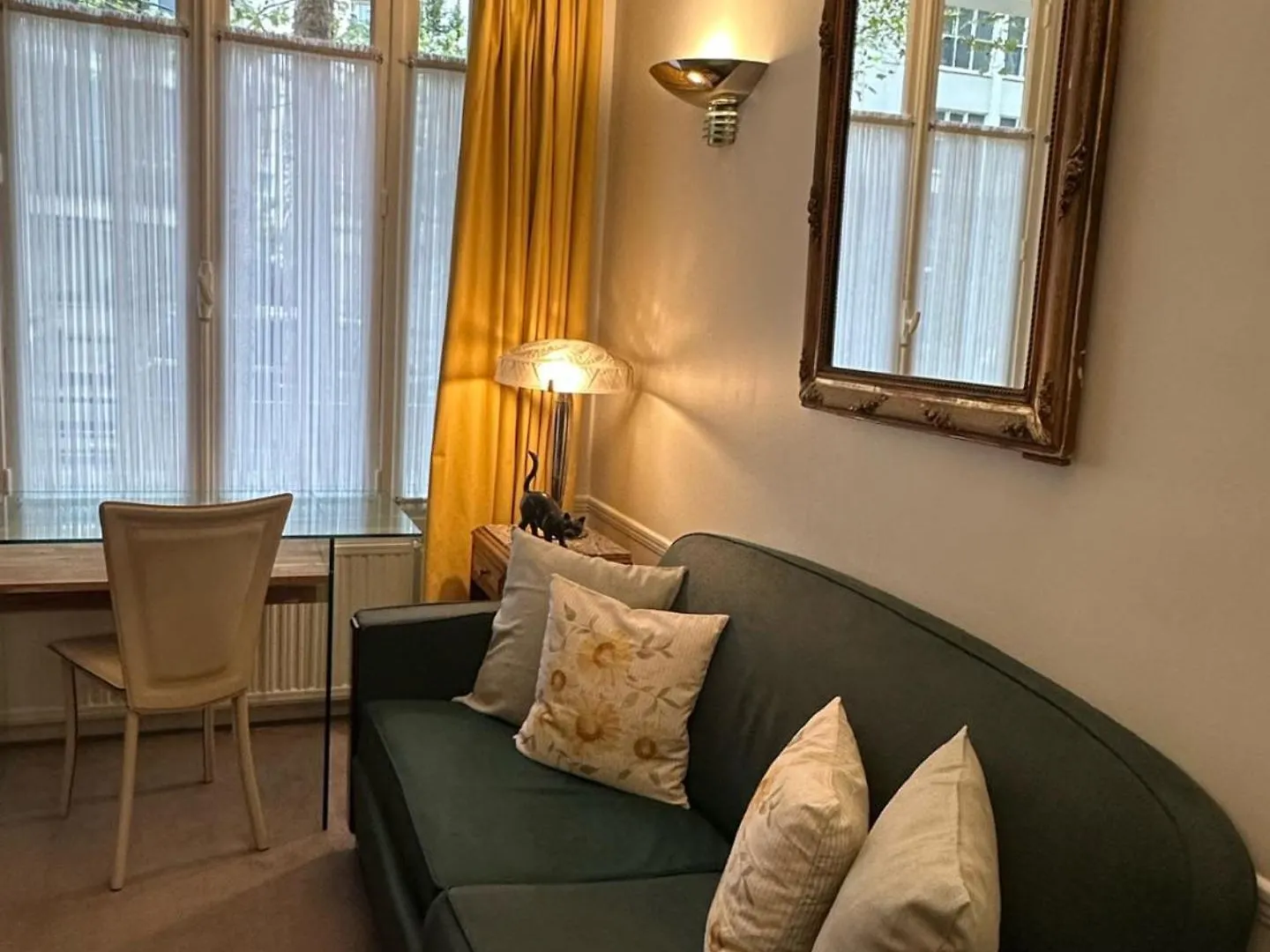 Luxury And Cosy Apartment In Paris, 16E Arrondissement Paris